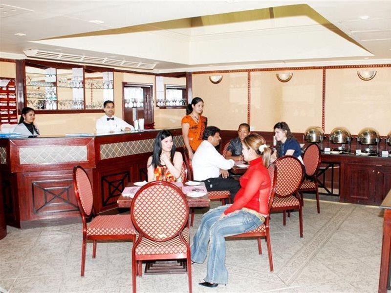 Panorama Hotel Bur Дубай Екстериор снимка